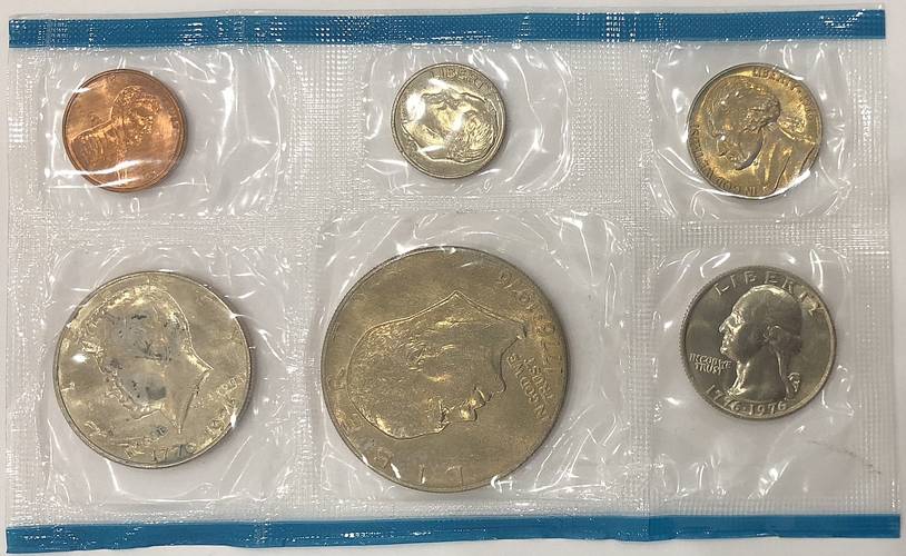 Набор монет 1,5,10 центов, 1/4, 1/2, 1 доллар 1976 медно-никель 200 лет Независимости США