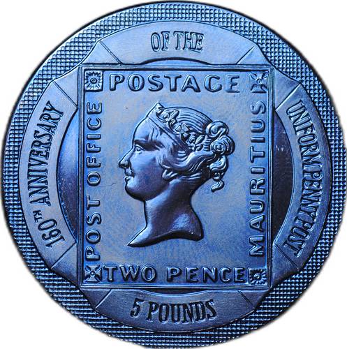 Монета 5 фунтов 2000 160 лет единой почтовой марке 2 пенни Голубой титан Гибралтар