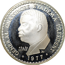 Монета 10000 франков 1977 10 лет Генерал Гнассингбе Эйадема на посту президента Того