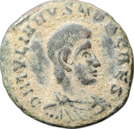 Монета Фоллис 355 - 361 Юлиан II Отступник Солдат пронзающий всадника Римская Империя