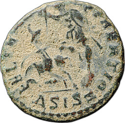 Монета Фоллис 355 - 361 Юлиан II Отступник Солдат пронзающий всадника Римская Империя